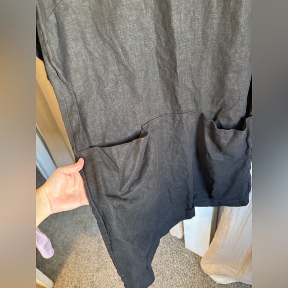 Linenfox Dress- Medium - Picture 4 of 6